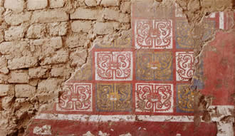 Pinturas en paredes de la ciudadela Sol y La Luna